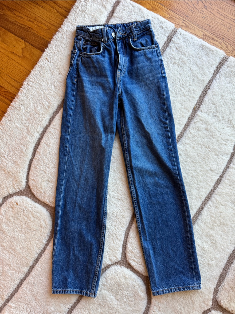 Zara Women's Dark Blue Straight/Mom Jeans